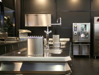 Commercial Kitchen Equipment for New Restaurants