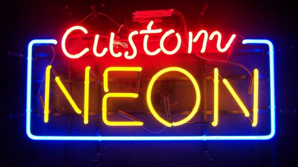 Custom Neon Signs are a Great Way to Attract Customers to Your Cafe